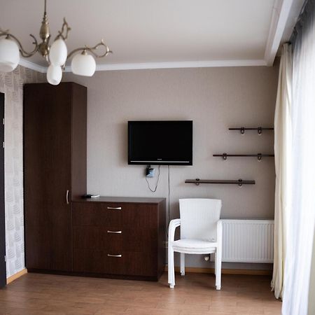 Ferienwohnung Poseidon Deluxe Перша Лінія З Басейном Odessa Exterior foto