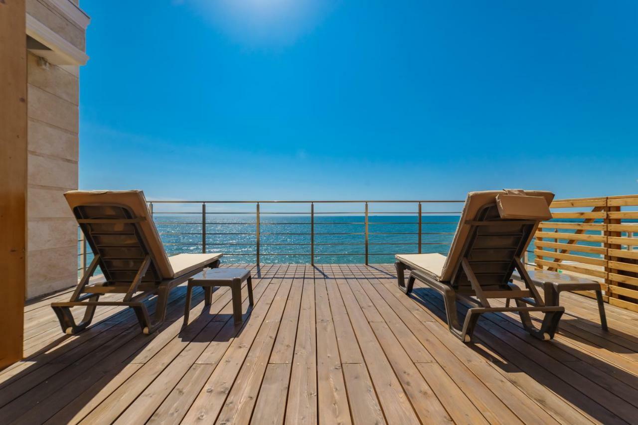 Ferienwohnung Poseidon Deluxe Перша Лінія З Басейном Odessa Exterior foto