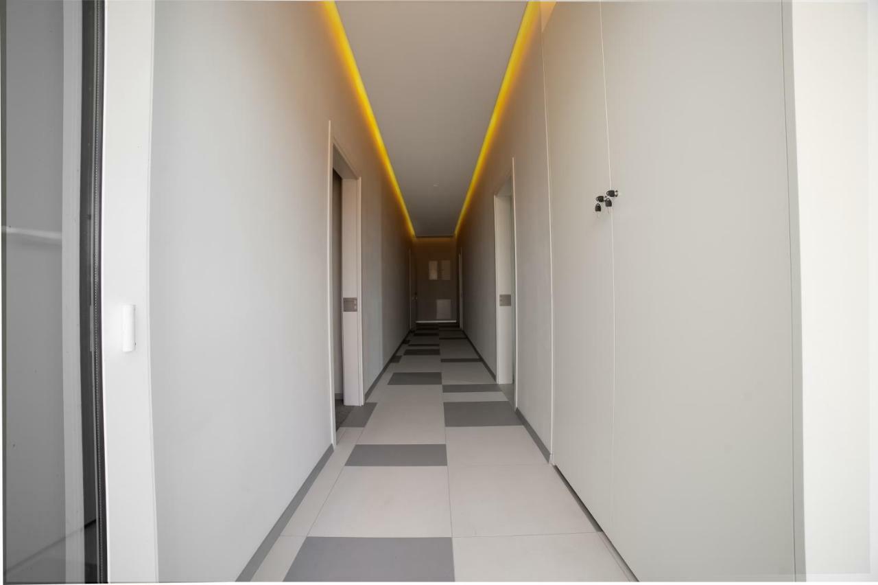 Ferienwohnung Poseidon Deluxe Перша Лінія З Басейном Odessa Exterior foto