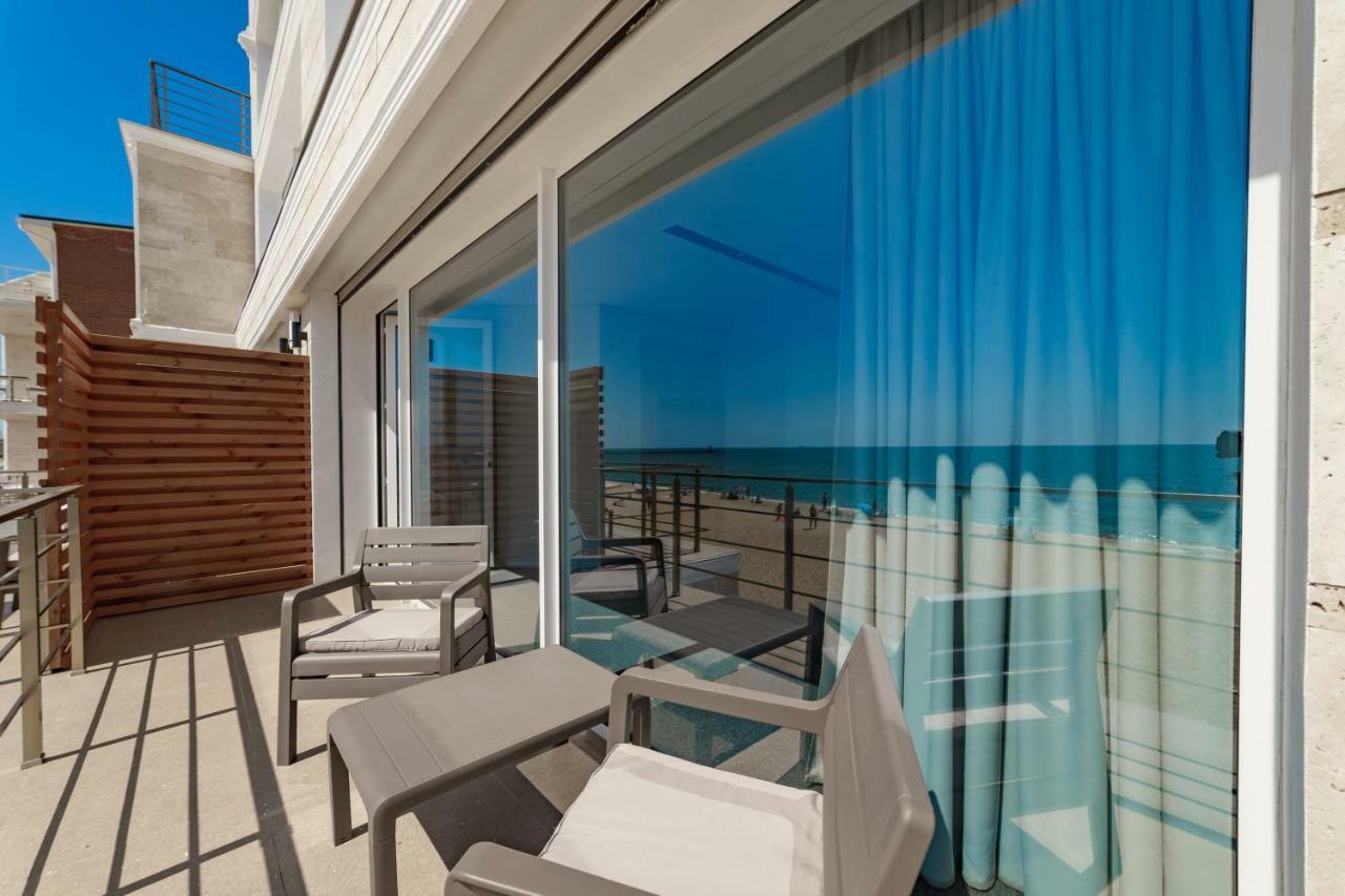 Ferienwohnung Poseidon Deluxe Перша Лінія З Басейном Odessa Exterior foto