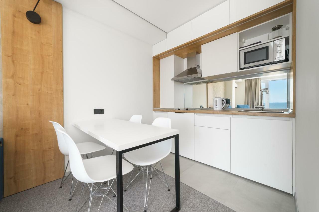 Ferienwohnung Poseidon Deluxe Перша Лінія З Басейном Odessa Exterior foto