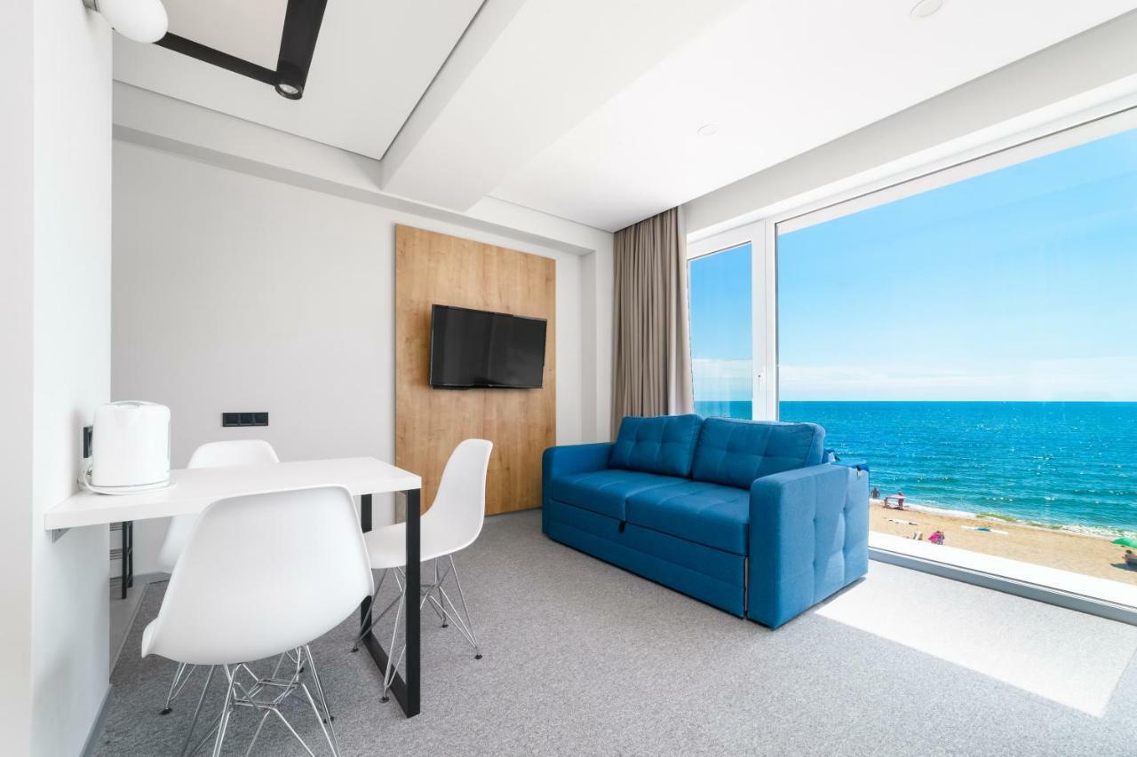 Ferienwohnung Poseidon Deluxe Перша Лінія З Басейном Odessa Exterior foto